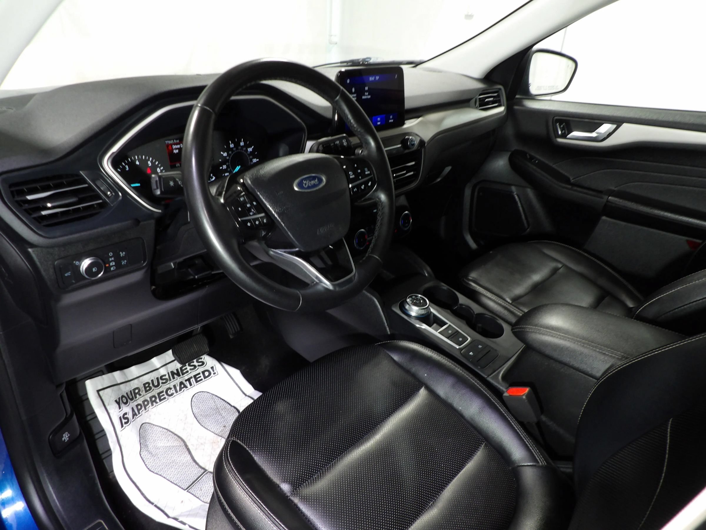 Used 2022 Ford Escape SEL FWD image 9