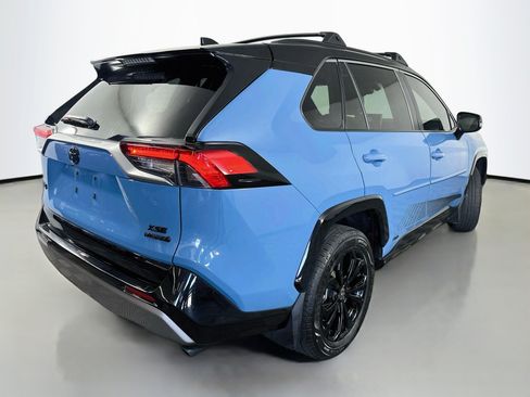 Used 2022 Toyota RAV4 XSE AWD/4WD image 7