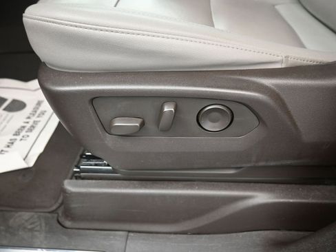 Used 2024 Chevrolet Tahoe LT image 16