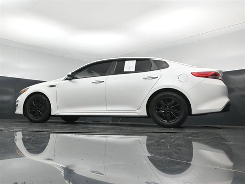 Used 2018 Kia Optima LX FWD image 34