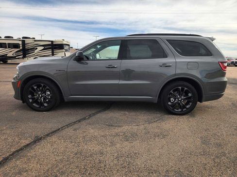 Used 2025 Dodge Durango R/T w/ Blacktop Package AWD/4WD image 7