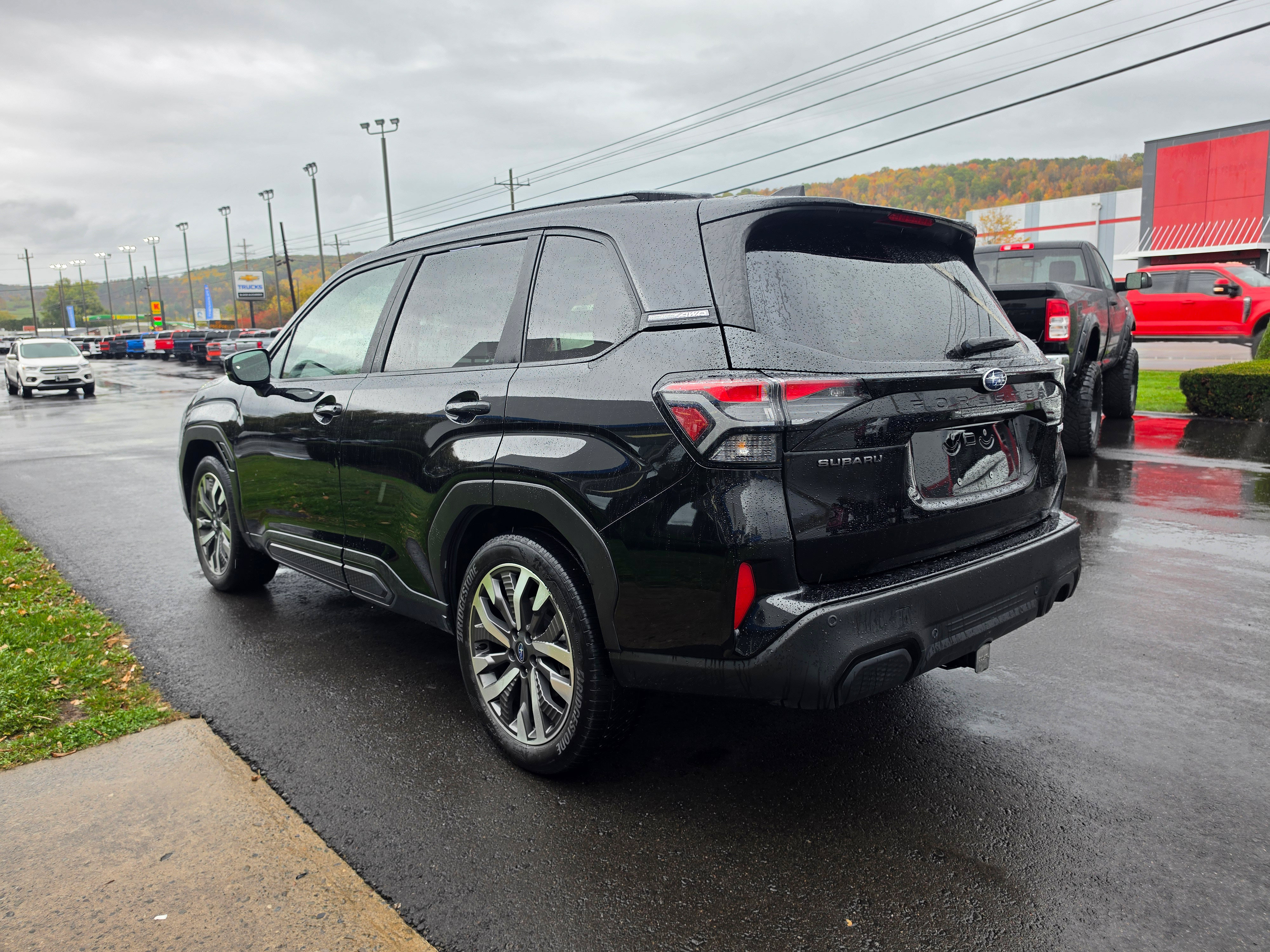 Used 2025 Subaru Forester Touring AWD/4WD image 6