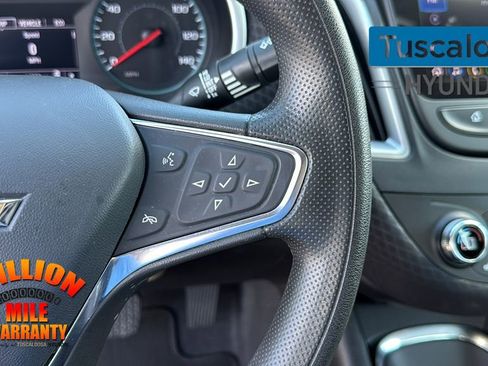 Used 2023 Chevrolet Malibu LT image 19