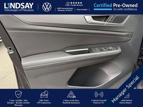 Certified 2024 Volkswagen Atlas Cross Sport SE image 9