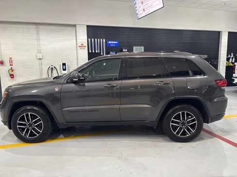 Used 2020 Jeep Grand Cherokee Trailhawk w/ Trailhawk Luxury Group image 5
