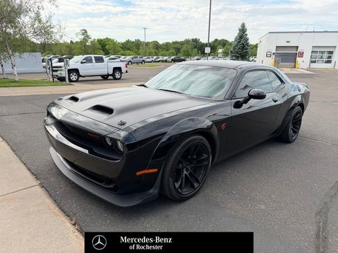 Used 2023 Dodge Challenger SRT Hellcat RWD image 1