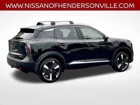 New 2026 Nissan Kicks SR w/ Cold Weather Package image 17