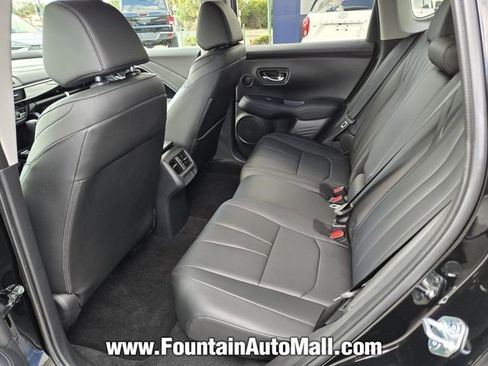 Used 2025 Acura ADX FWD image 9