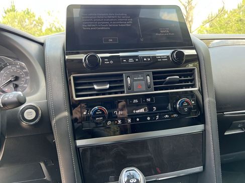 Used 2024 INFINITI QX80 Luxe image 26