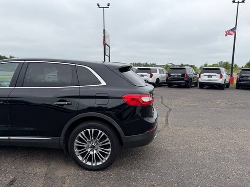 Used 2016 Lincoln MKX Reserve w/ Climate Package AWD/4WD image 8