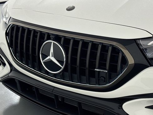 New 2026 Mercedes-Benz E 53 AMG e 4MATIC Sedan image 12