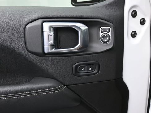 Used 2021 Jeep Wrangler Unlimited Rubicon 4xe w/ Cold Weather Group image 12