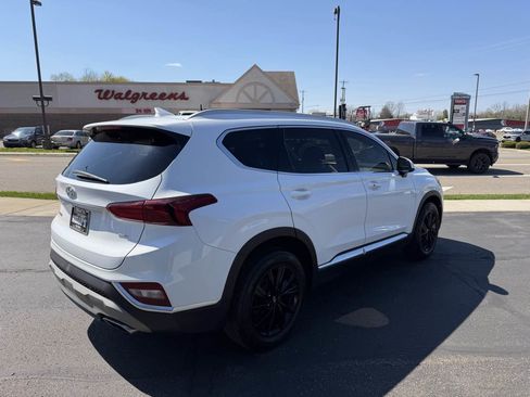 Used 2019 Hyundai Santa Fe SEL w/ Cargo Package image 5