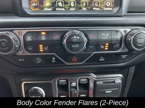 Used 2021 Jeep Gladiator Willys image 28