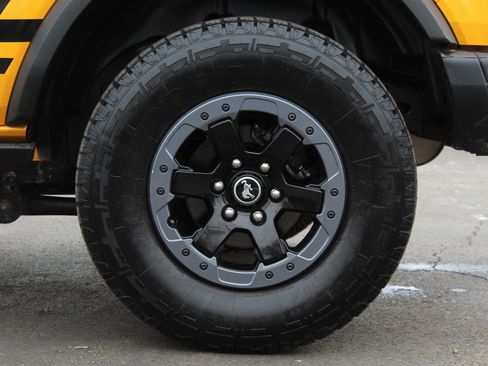 Used 2021 Ford Bronco Badlands image 29