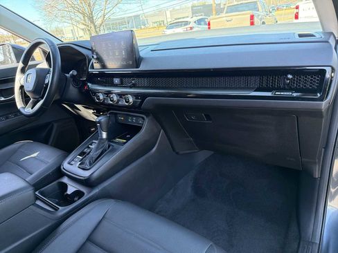 Used 2025 Honda CR-V EX-L image 16