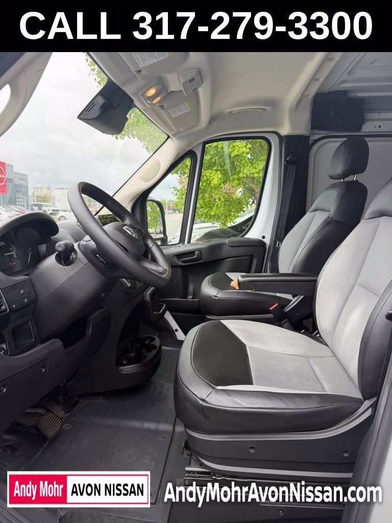Used 2025 RAM ProMaster 2500 w/ Convenience Group FWD image 7