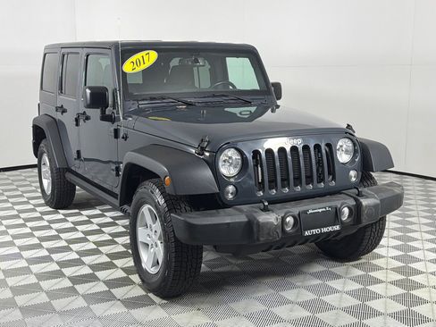 Used 2017 Jeep Wrangler Unlimited Sport w/ Quick Order Package 24S AWD/4WD image 3
