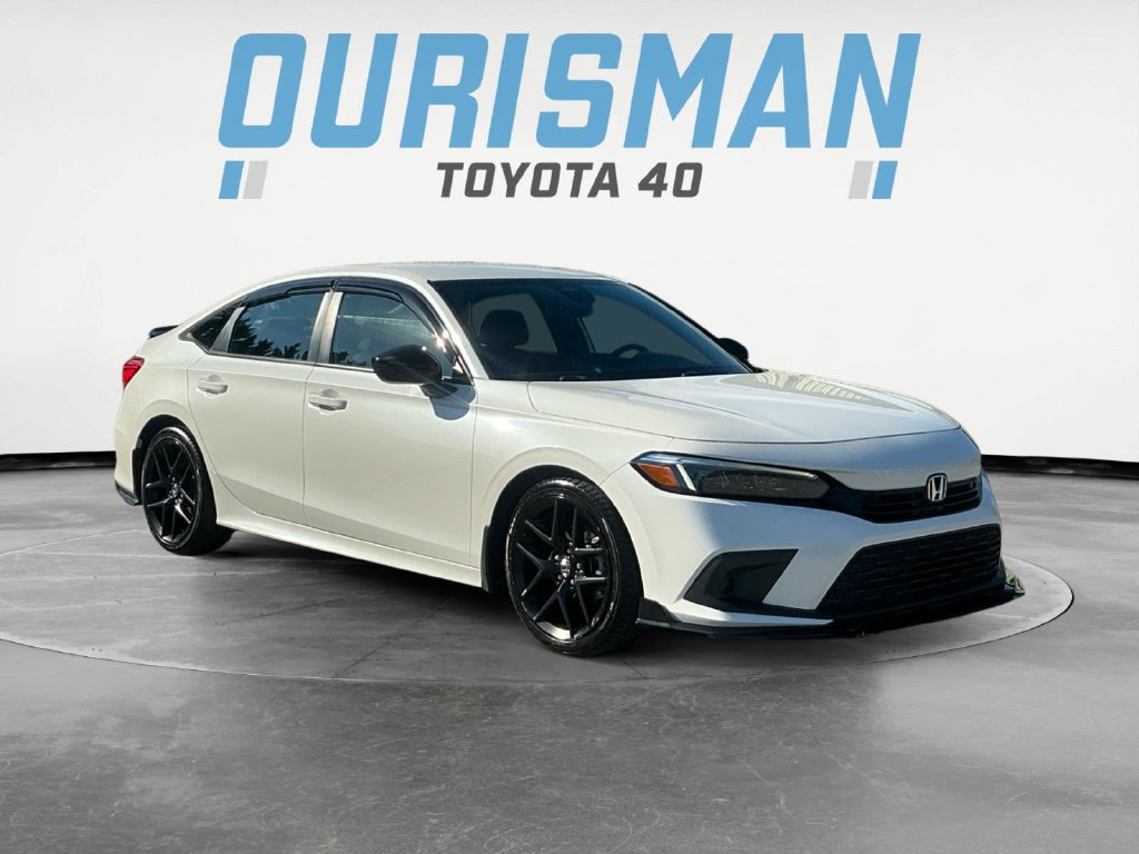 Used 2024 Honda Civic Sport image 1