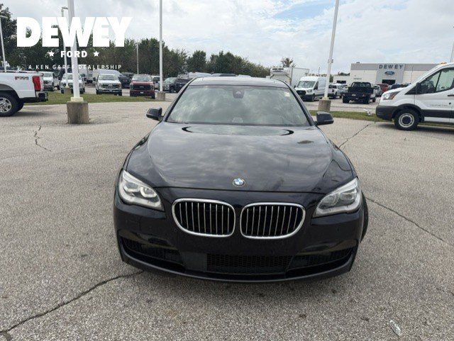 Used 2014 BMW 750Li RWD image 2