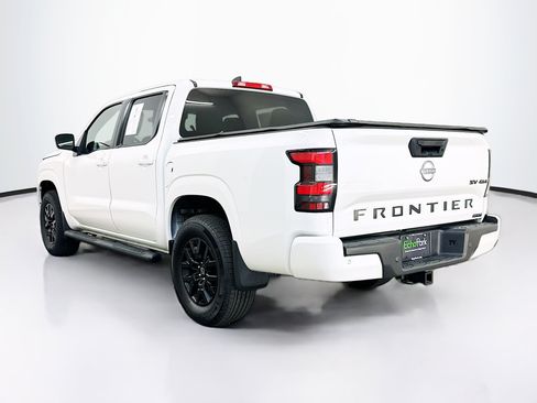 Used 2023 Nissan Frontier SV AWD/4WD image 5