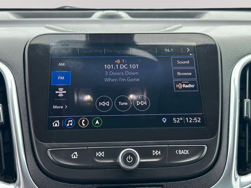 Used 2020 Chevrolet Equinox Premier image 12