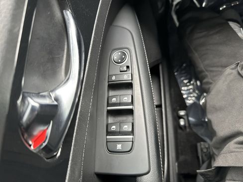 Used 2023 Kia Forte GT-Line w/ GT-Line Premium Package image 9