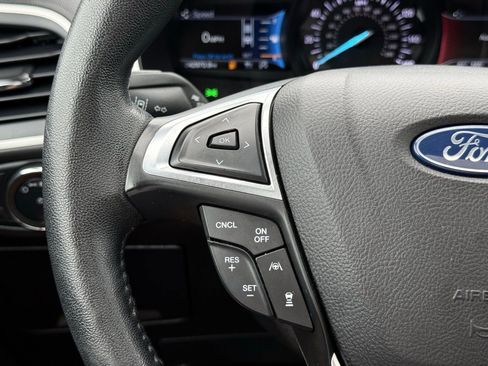 Used 2020 Ford Edge SEL w/ Convenience Package AWD/4WD image 30