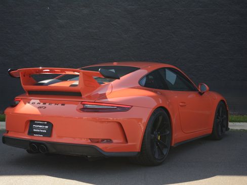 Certified 2018 Porsche 911 GT3 image 7