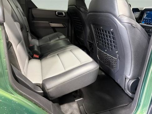 Used 2023 Ford Bronco Everglades AWD/4WD image 32