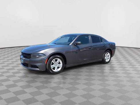 Used 2022 Dodge Charger SXT RWD image 4