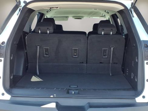 Used 2020 Chevrolet Traverse LS w/ LPO, Floor Liner Package FWD image 8