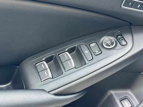 Used 2018 Honda Accord EX-L image 11