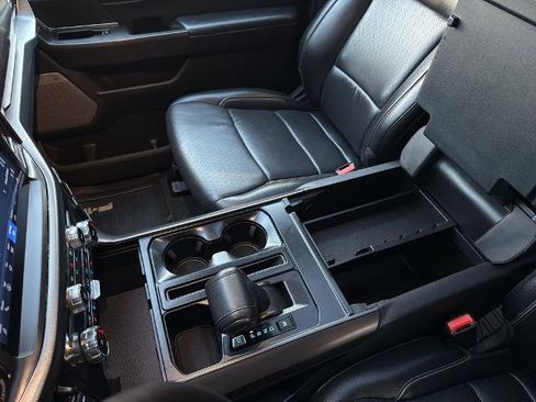 Certified 2025 Ford F150 Lariat image 25