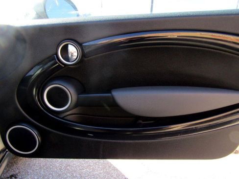 Used 2010 MINI Cooper S image 15