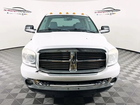 Used 2009 Dodge Ram 3500 Truck SLT w/ Popular Equipment Group RWD image 3