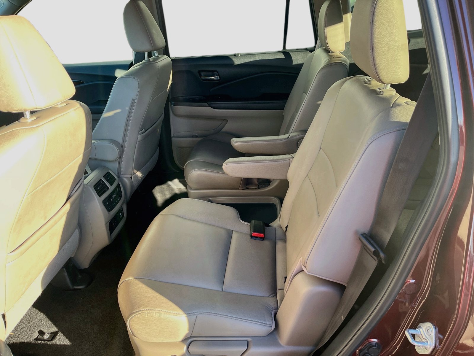 Used 2022 Honda Pilot Touring image 25