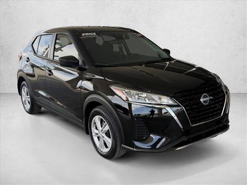 Used 2024 Nissan Kicks S FWD image 5