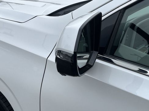 Used 2022 Cadillac Escalade ESV Premium Luxury Platinum w/ Heavy-Duty Trailer Package image 36