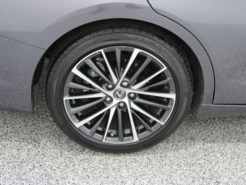 Used 2022 Lexus ES 350 w/ Premium Package FWD image 6