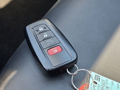 Certified 2019 Toyota RAV4 Limited w/ All Weather Liner Package AWD/4WD image 34