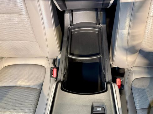 Used 2018 Honda Accord Touring image 25