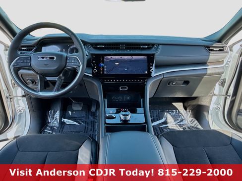 New 2026 Jeep Grand Cherokee L 4WD image 3