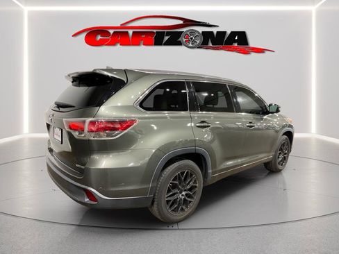 Used 2015 Toyota Highlander Limited Platinum image 3