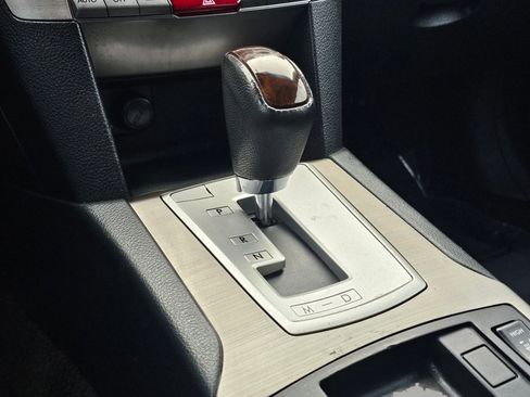 Used 2013 Subaru Legacy 3.6R Limited image 12