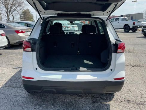 Used 2024 Chevrolet Equinox LS FWD image 11