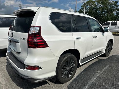 Used 2022 Lexus GX 460 Luxury w/ Sport Design Package AWD/4WD image 6