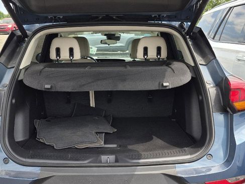 Used 2024 Buick Encore GX Preferred FWD image 5