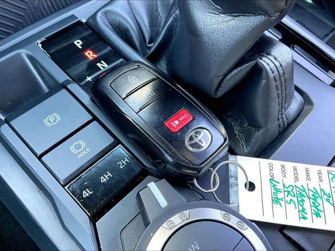 Used 2024 Toyota Tacoma SR5 AWD/4WD image 14