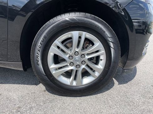 Used 2021 Buick Enclave Essence image 54